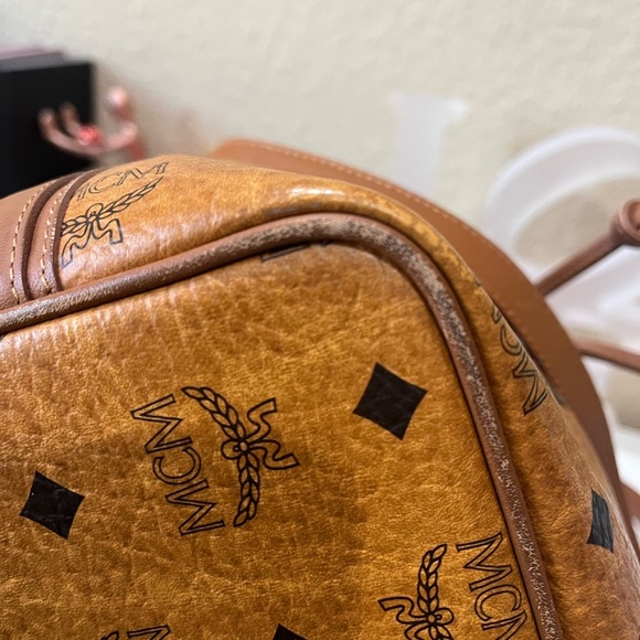 MCM SMALL COGNAC VISETOS DRAWSTRING BAG - Picture 5 of 16